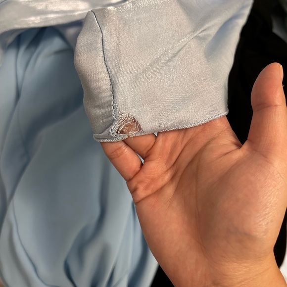 Metallic Blue Butterfly Abaya - Picture 3 of 3